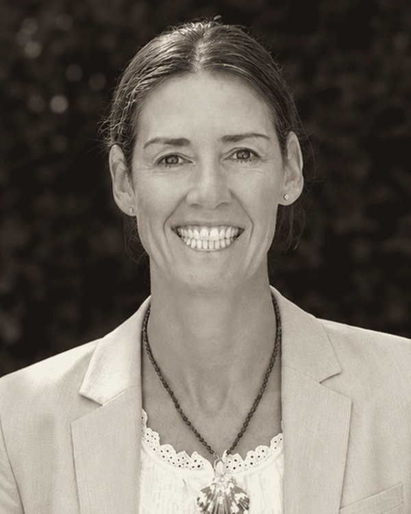 Portrait of Hilary Lipner